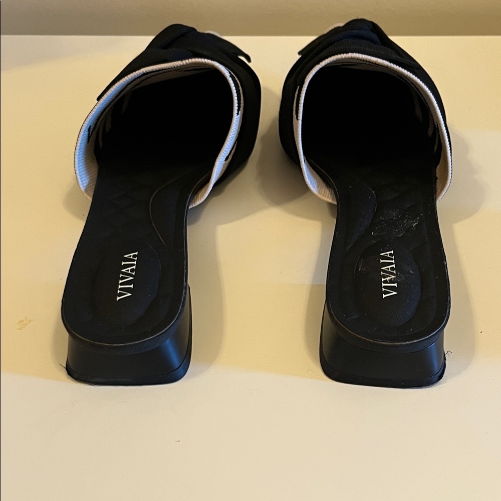 VIVAIA Black & Cream Knotted Pointed Mule - Picture 4 of 4